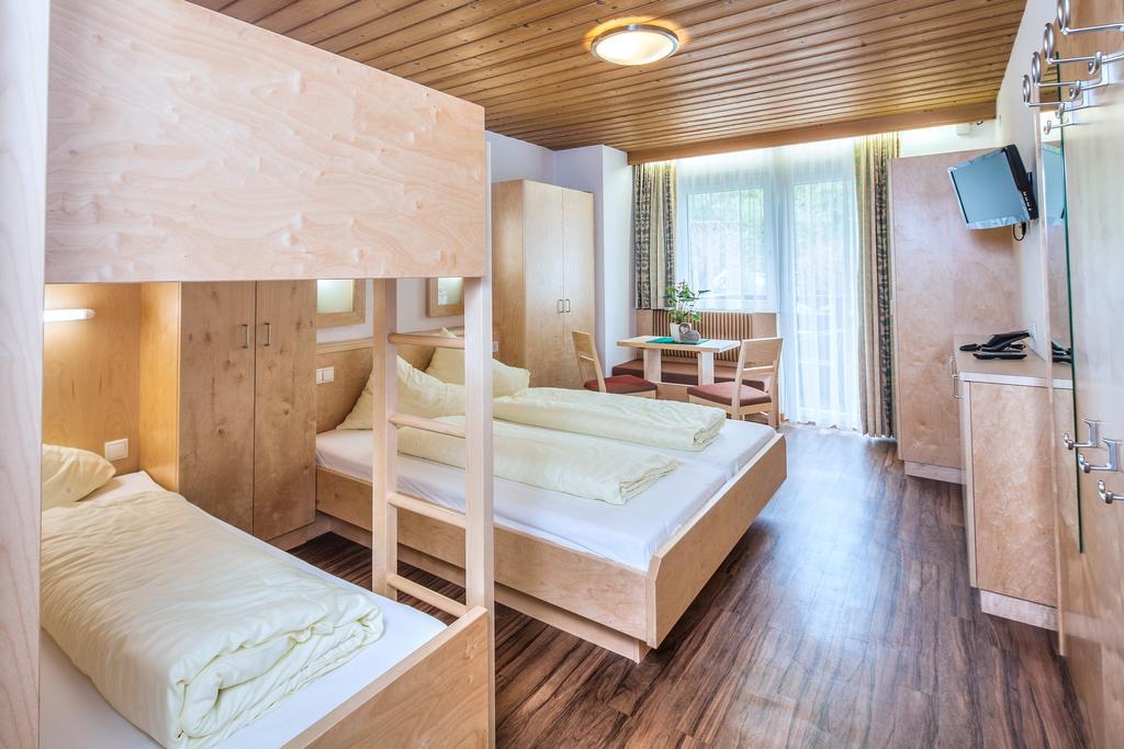 Kinderhotel Stefan فينس المظهر الخارجي الصورة